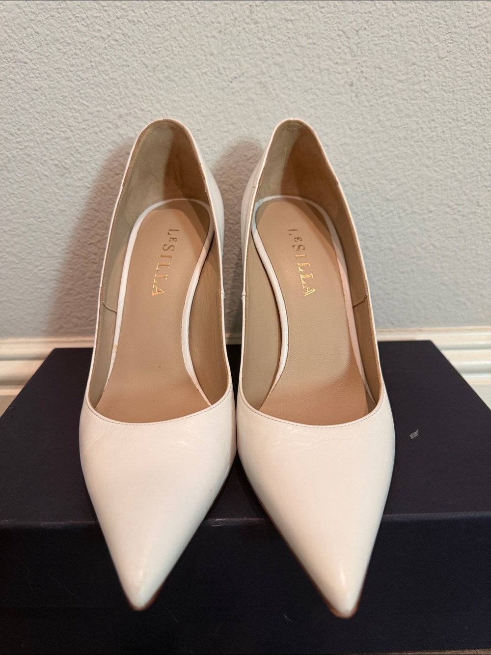 Women's Ivory Pointed-Toe Pumps
